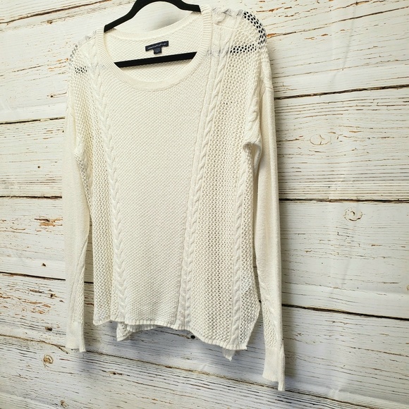 American Eagle Outfitters Sweater - Picture 2 of 5